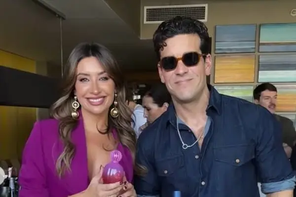 Camila Andrade y Mario Casas ,Captura de pantalla