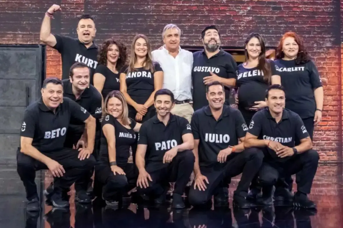 Kike Morandé y el elenco de comediantes, Cedida