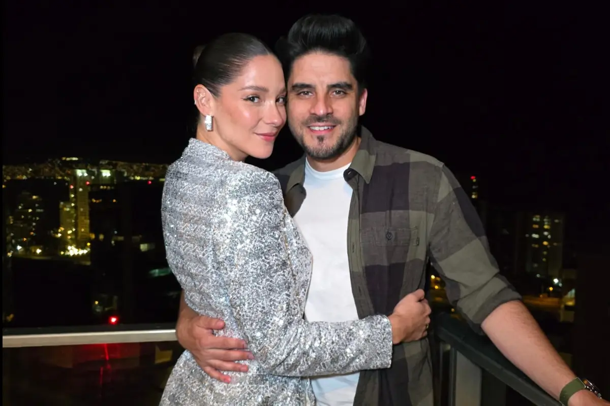 Kel Calderón, Instagram