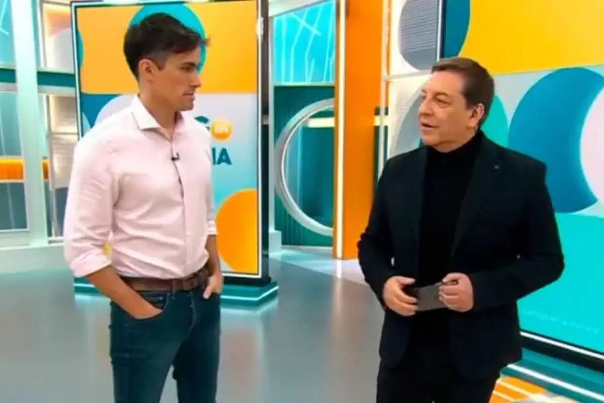 Julio César Rodríguez y Roberto Cox , Redes sociales 