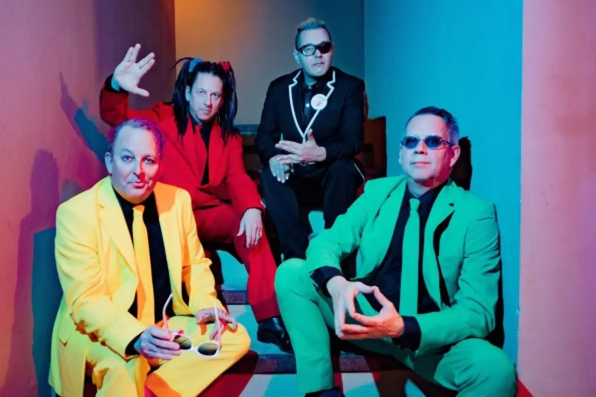 Strange Love, Cedida