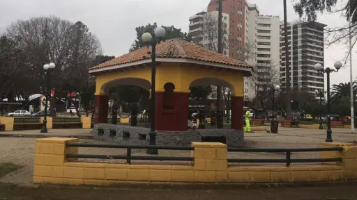La emblemática pérgola de Plaza Ñuñoa, red X