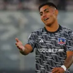 Jordhy Thompson en Colo Colo, red X