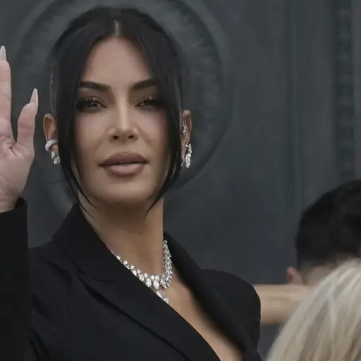 Kim Kardashian  ,France 24