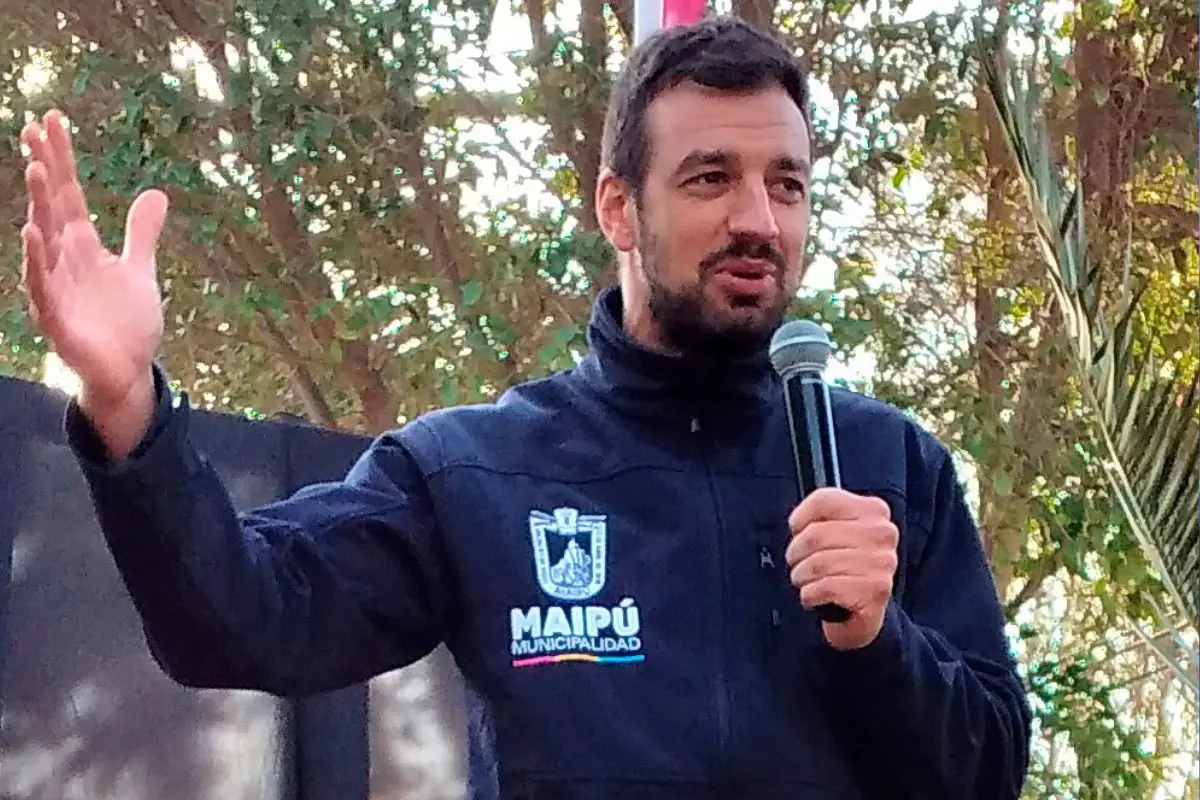 Tomás Vodanovic alcalde de Maipú, red X