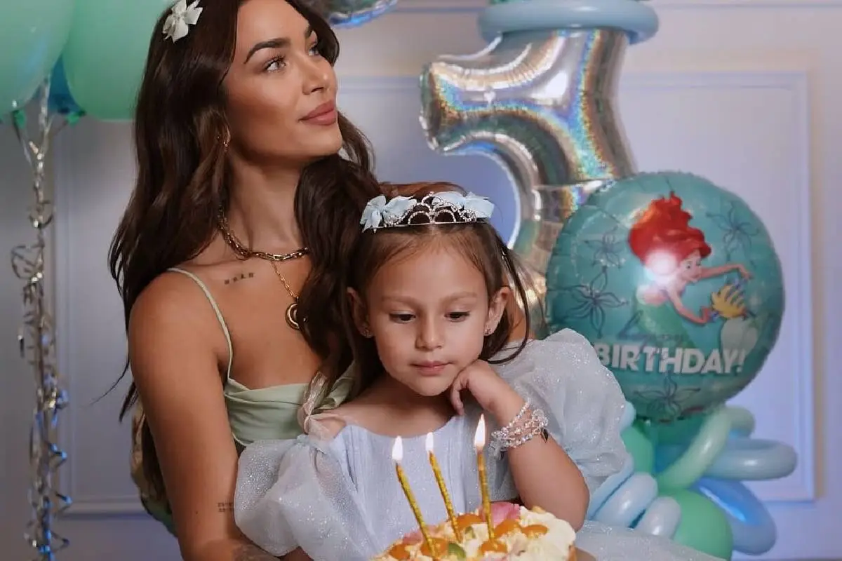 Lisandra Silva y su hija , Redes Sociales 