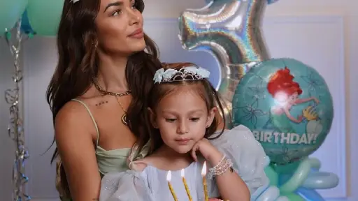 Lisandra Silva y su hija , Redes Sociales 