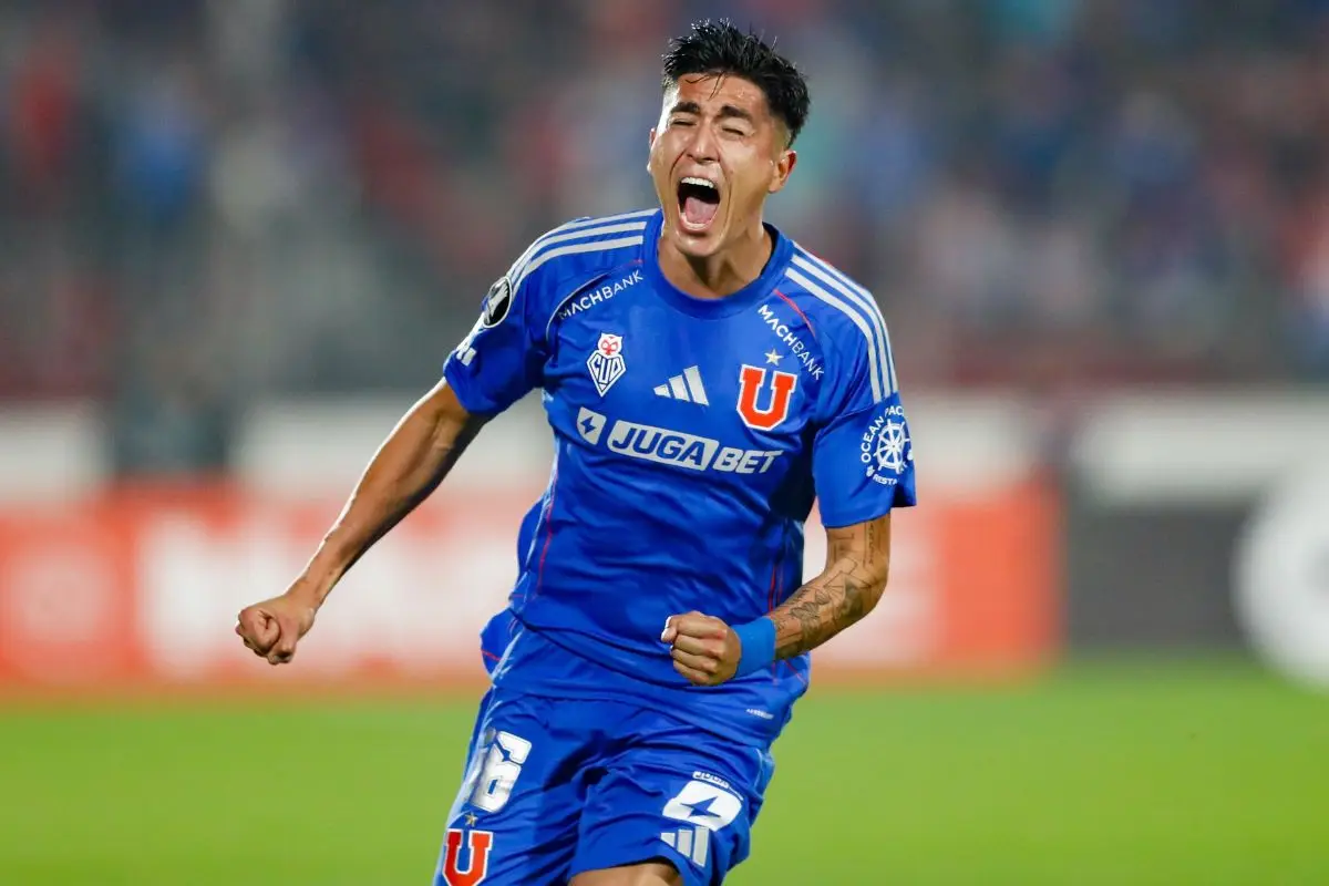 El "Tucu" Hernández anotó el 1-0, red X