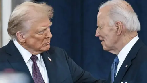 Donald Trump y Joe Biden, AP