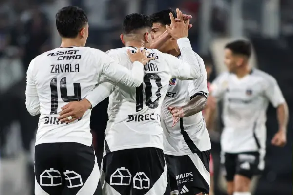 Colo Colo y Ñublense juegan un partidazo ,red X