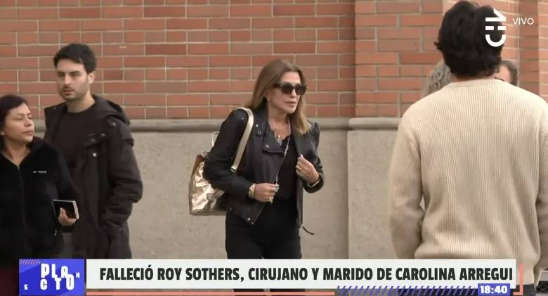 Carolina Arregui asistió al responso de su marido. - Captura de Chilevisión