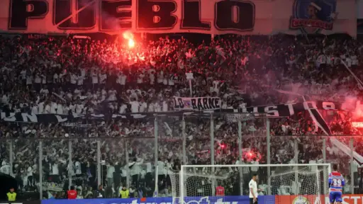 Hinchada Colo Colo, Cedido