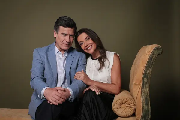 Julio Milostich y Carolina Arregui ,Mega