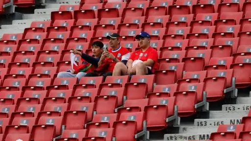 Aún quedan algunos hinchas optimistas, Agencia Uno