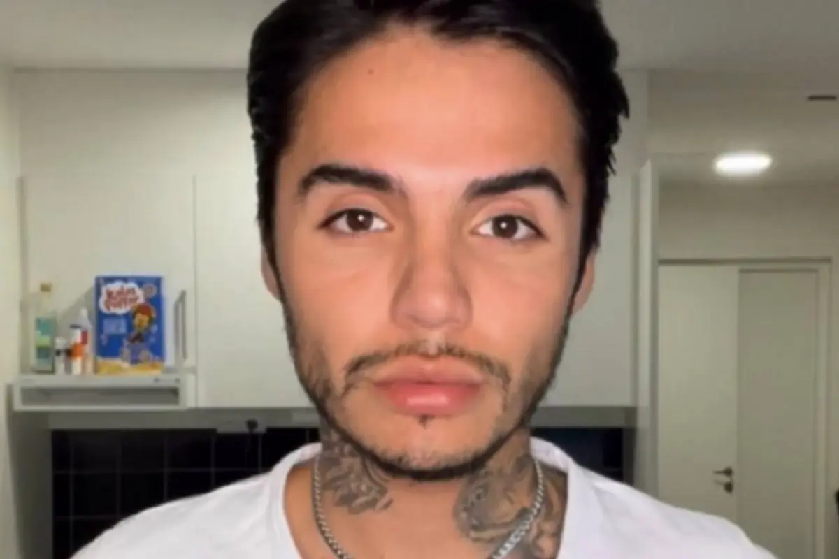 Leo Méndez Jr., Redes sociales