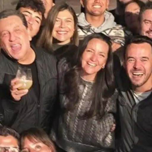 Andrea Arístegui pagando el piso con Eduardo de la Iglesia ,Instagram