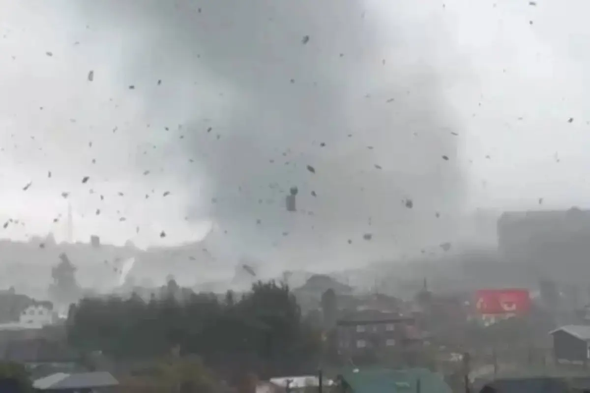 ¿Por qué ahora se registran tornados en Chile?, Redes sociales | Referencial