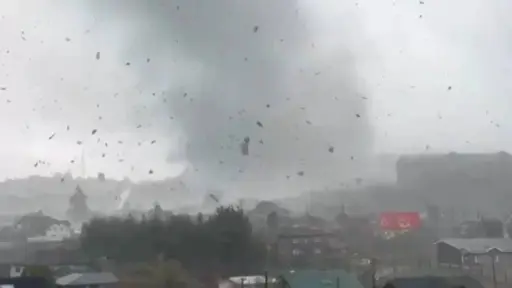 ¿Por qué ahora se registran tornados en Chile?, Redes sociales | Referencial