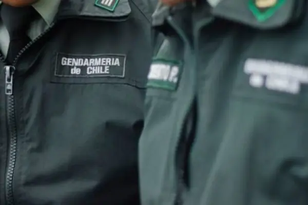 Insólita relación entre gendarme y reo  ,Redes sociales | Referencial