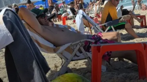 Michael Clark disfrutando de la playa, Instagram