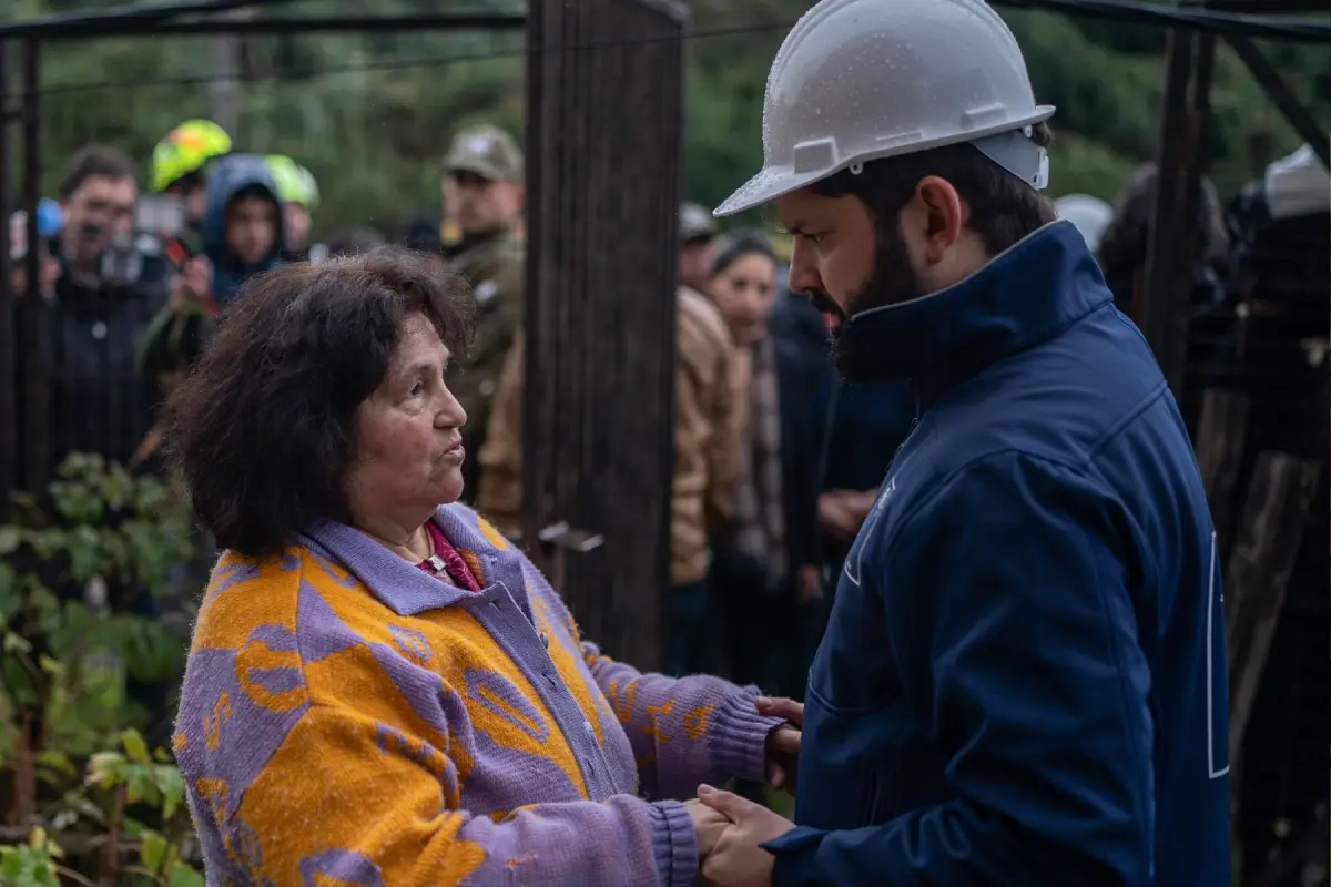 Gabriel Boric durante su visita en Puerto Varas, Cedida