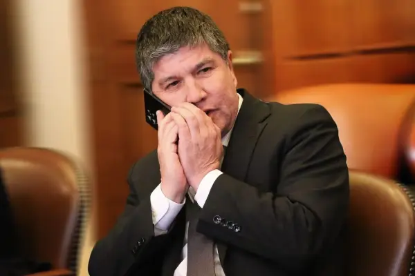 Manuel Monsalve y los secretos de su teléfono ,Agencia Uno