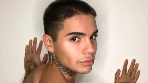 Leo Méndez Jr., Redes sociales