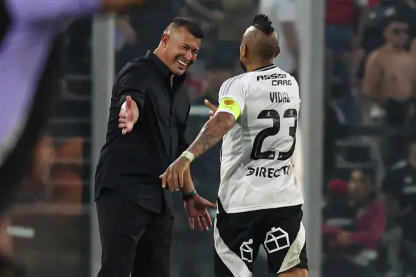 Arturo Vidal se lo dedicó a Jorge Almirón ,red X