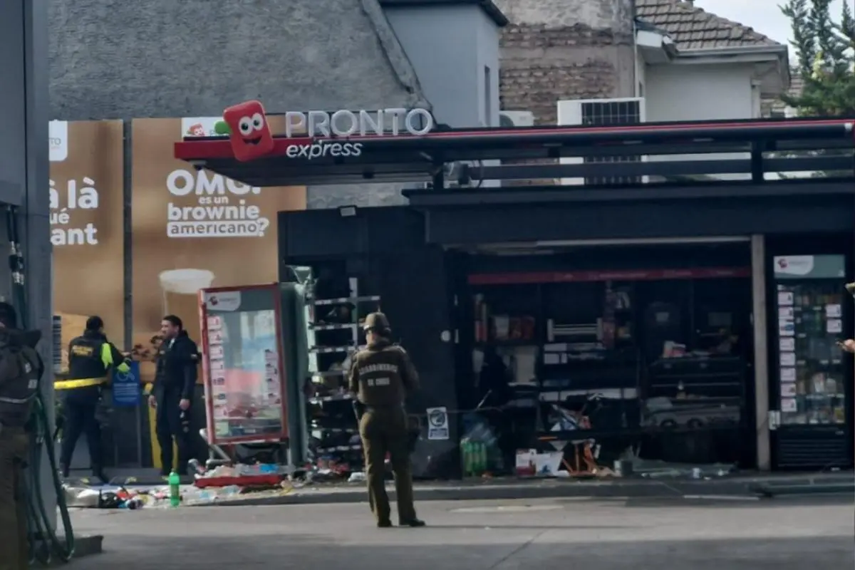 Dos muertos se registraron en estación de servicio, Agencia Uno