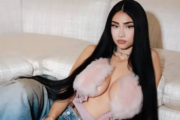 Paloma Mami