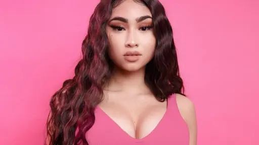 Paloma Mami, Redes Sociales 