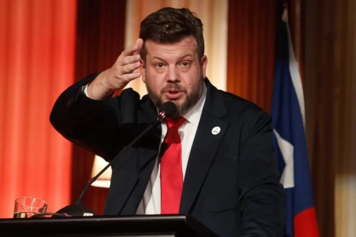 Johannes Kaiser , Redes sociales