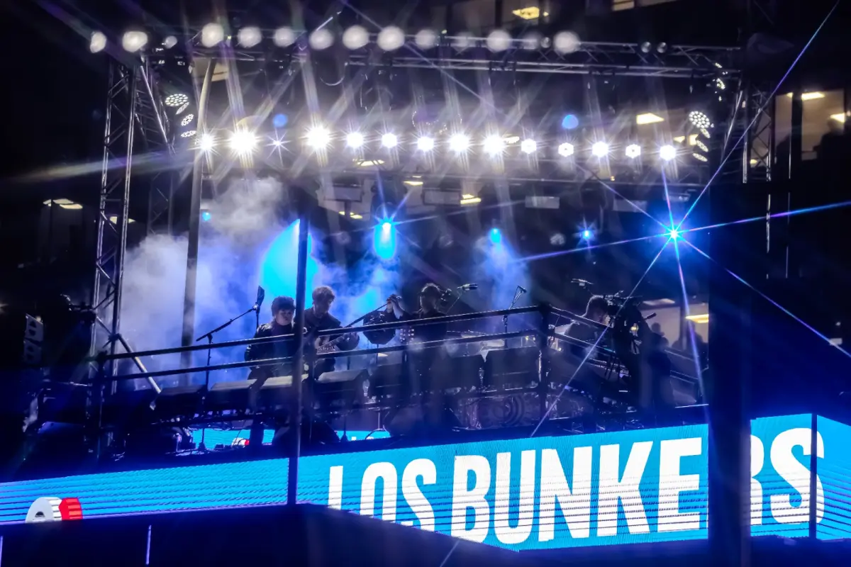 Los Bunkers en Torre Entel , Juan Pablo Carmona