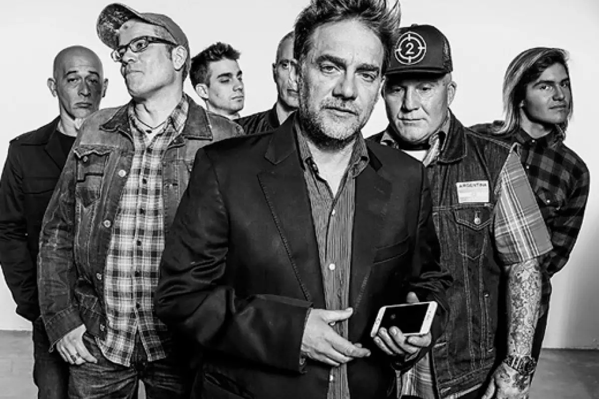 Los Fabulosos Cadillacs, Cedida