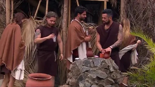 Princeso se lavó los dientes con su propia orina en Mundos Opuestos, Canal 13