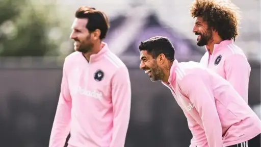 Falcón, Messi y Suárez, Cedido
