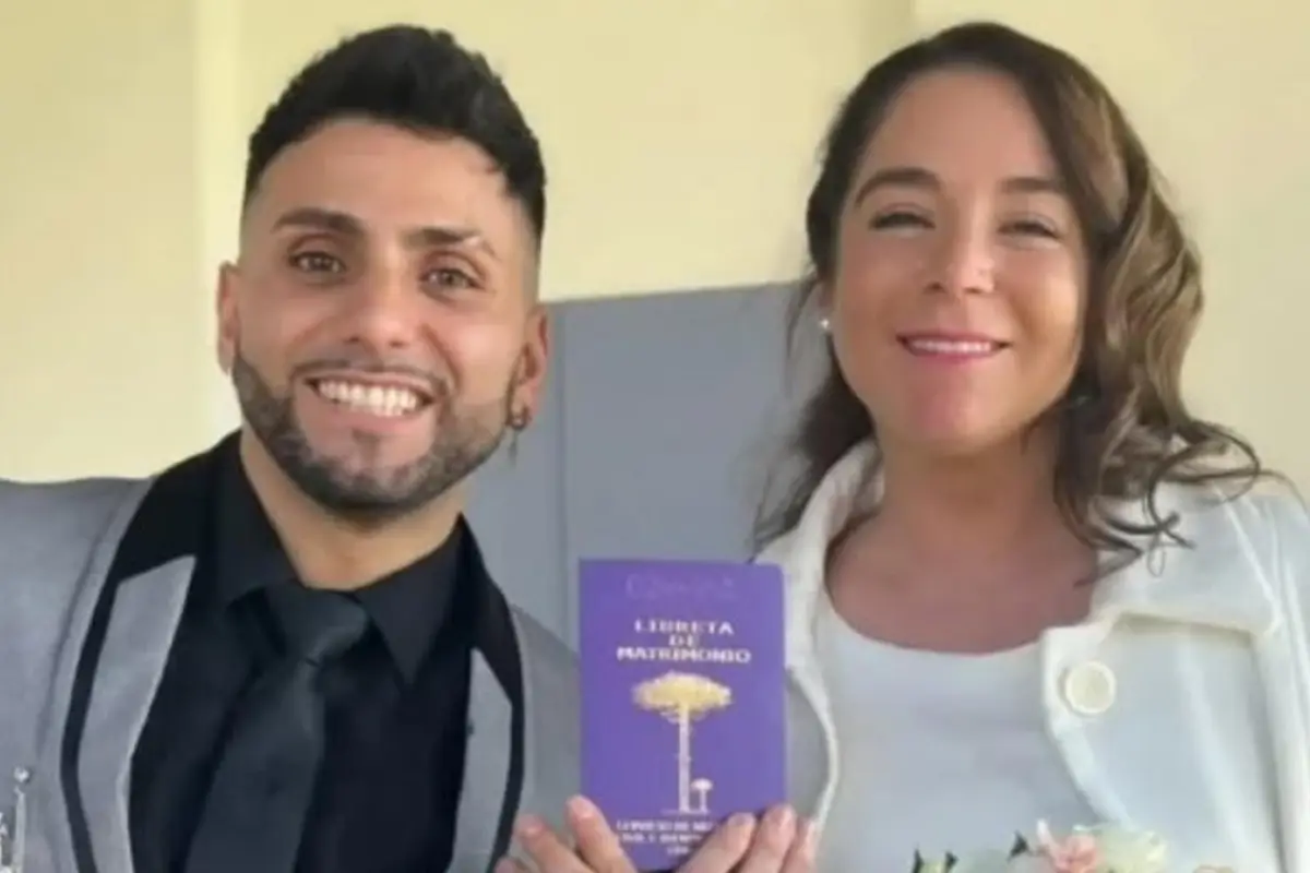 Francoise Perrot matrimonio civil, Redes sociales 