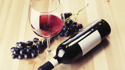 ¡Este Día del Padre rompe con lo tradicional y regálale a papá una experiencia con música, risas y vino!, Cedida