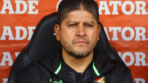 Óscar Villegas, Cedido