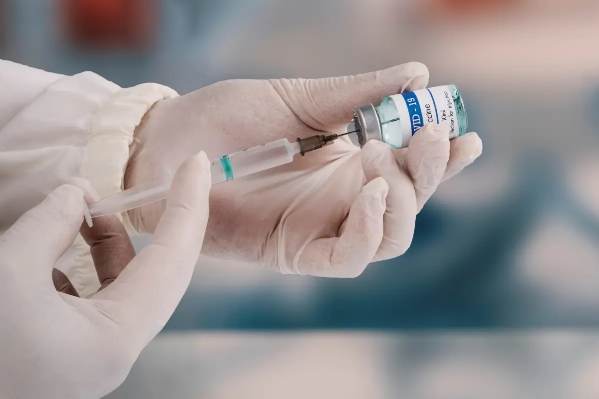 Nueva variante del Covid-19 enciende las alarmas, Redes sociales | Referencial