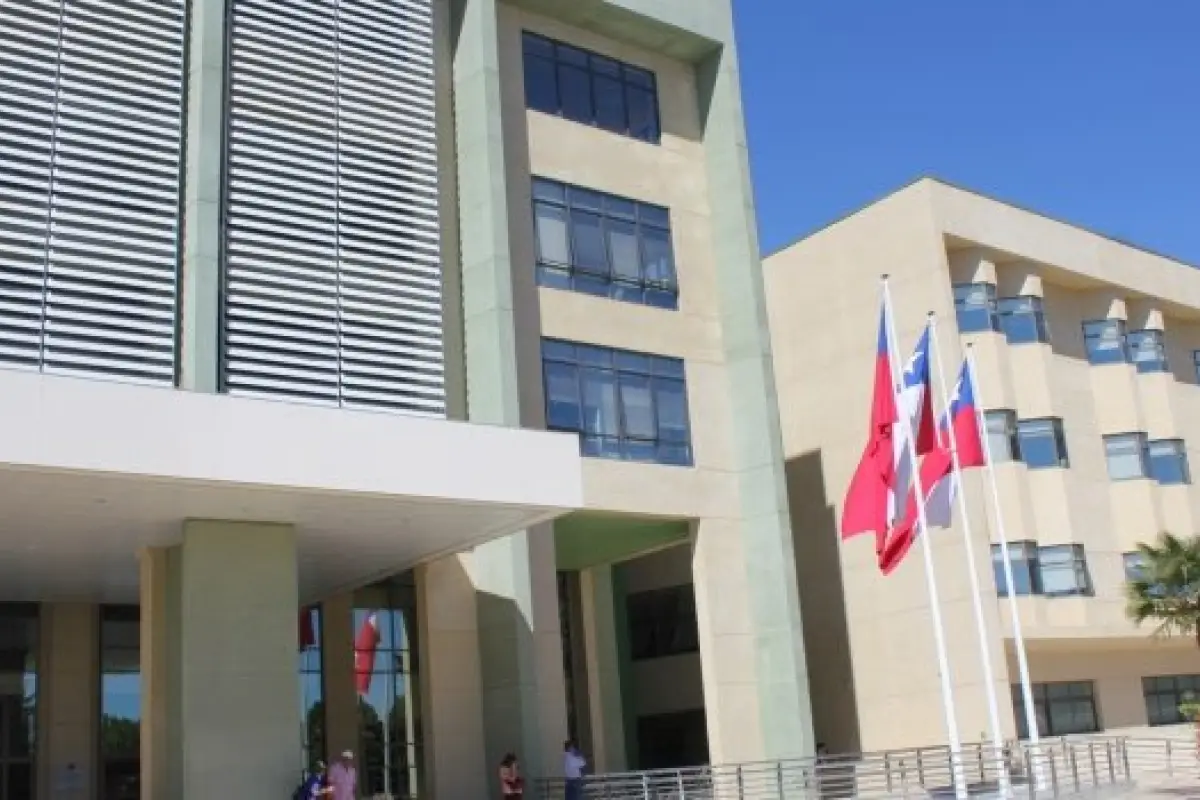 Hospital de Los Ángeles , Redes sociales 