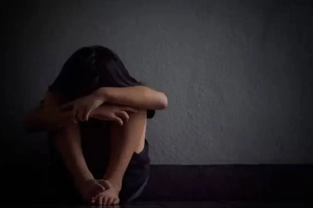 Tío esclavizaba a su sobrina de 14 años en Iquique, Redes sociales | Referencial