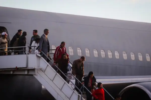 Avión chilenos deportados  ,Redes sociales 