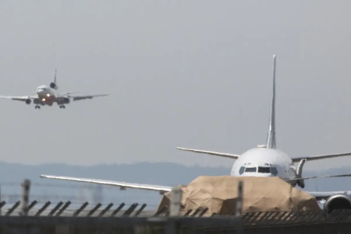 Este jueves llegará segundo avión con chilenos deportados de EE.UU., Redes sociales | Referencial