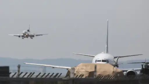 Este jueves llegará segundo avión con chilenos deportados de EE.UU., Redes sociales | Referencial