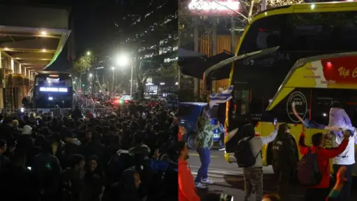 Hinchas argentinos en el Hotel Intercontinental, AFA | Captura