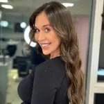 Vale Roth, Instagram