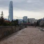 Hombre no vidente cayó al Río Mapocho , Redes sociales | Referencial