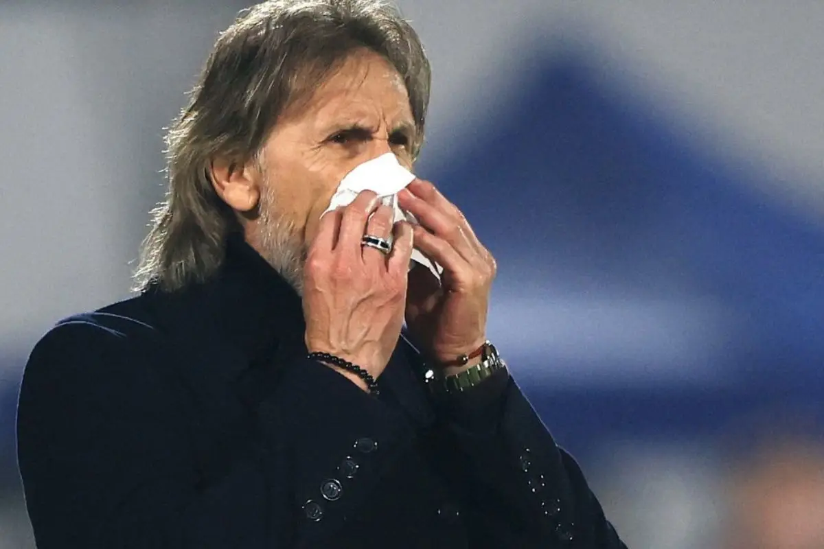 Ricardo Gareca con las horas contadas, Agencia Uno