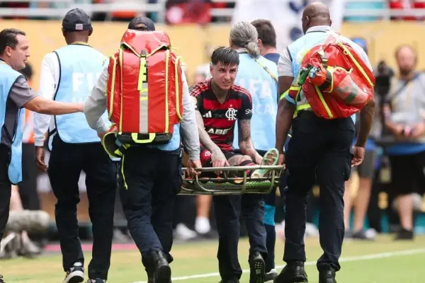 Erick Pulgar sale lesionado ante el Bayern ,Cedido
